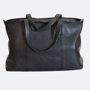 Banana Republic Slouchy Convertible Tote Black Leather Bag – Spring 2018 – One S